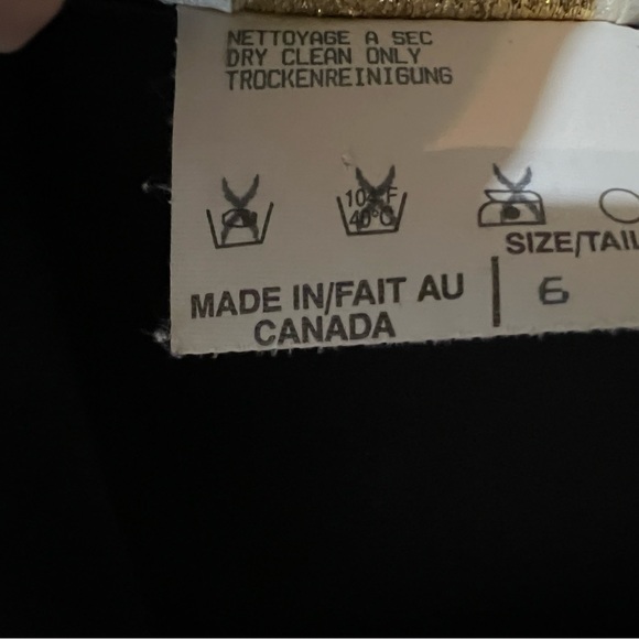 Women’s tux crushed velvet with silk pants in  like new excellent condition - Picture 5 of 5